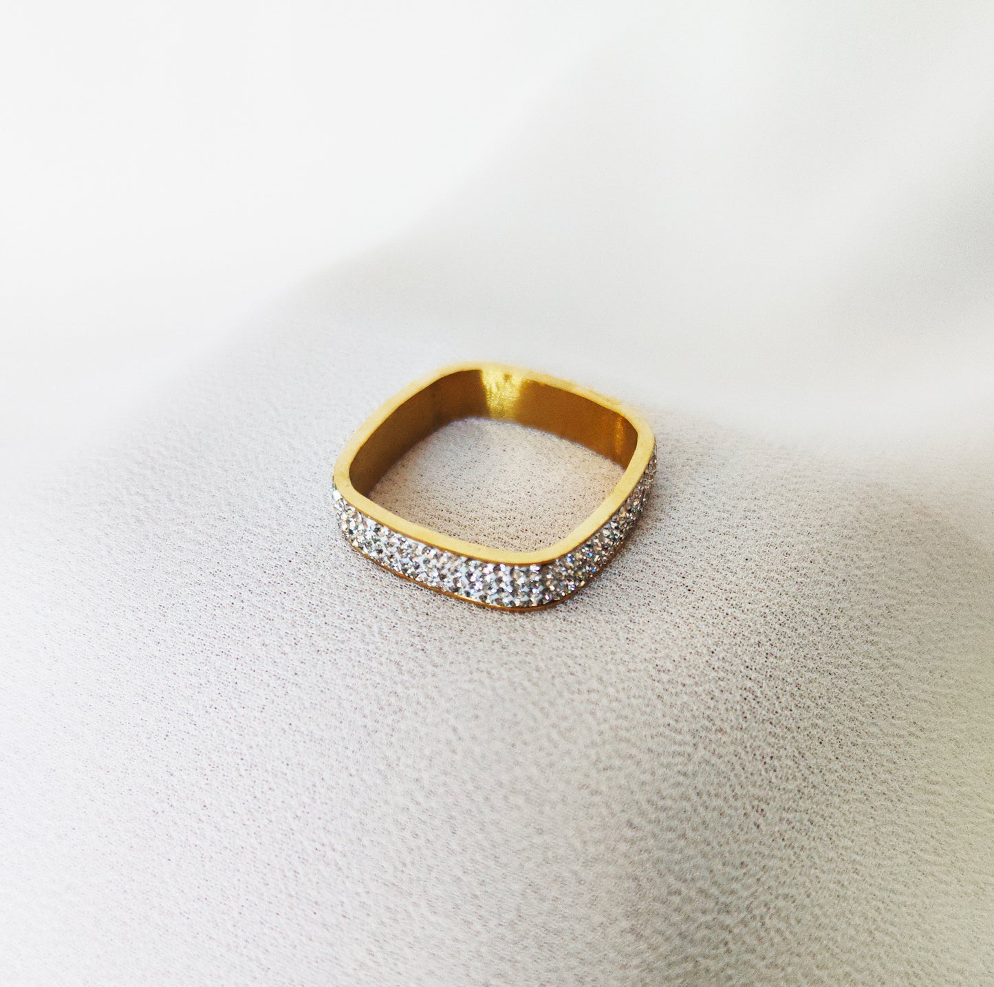Bague Edge strass