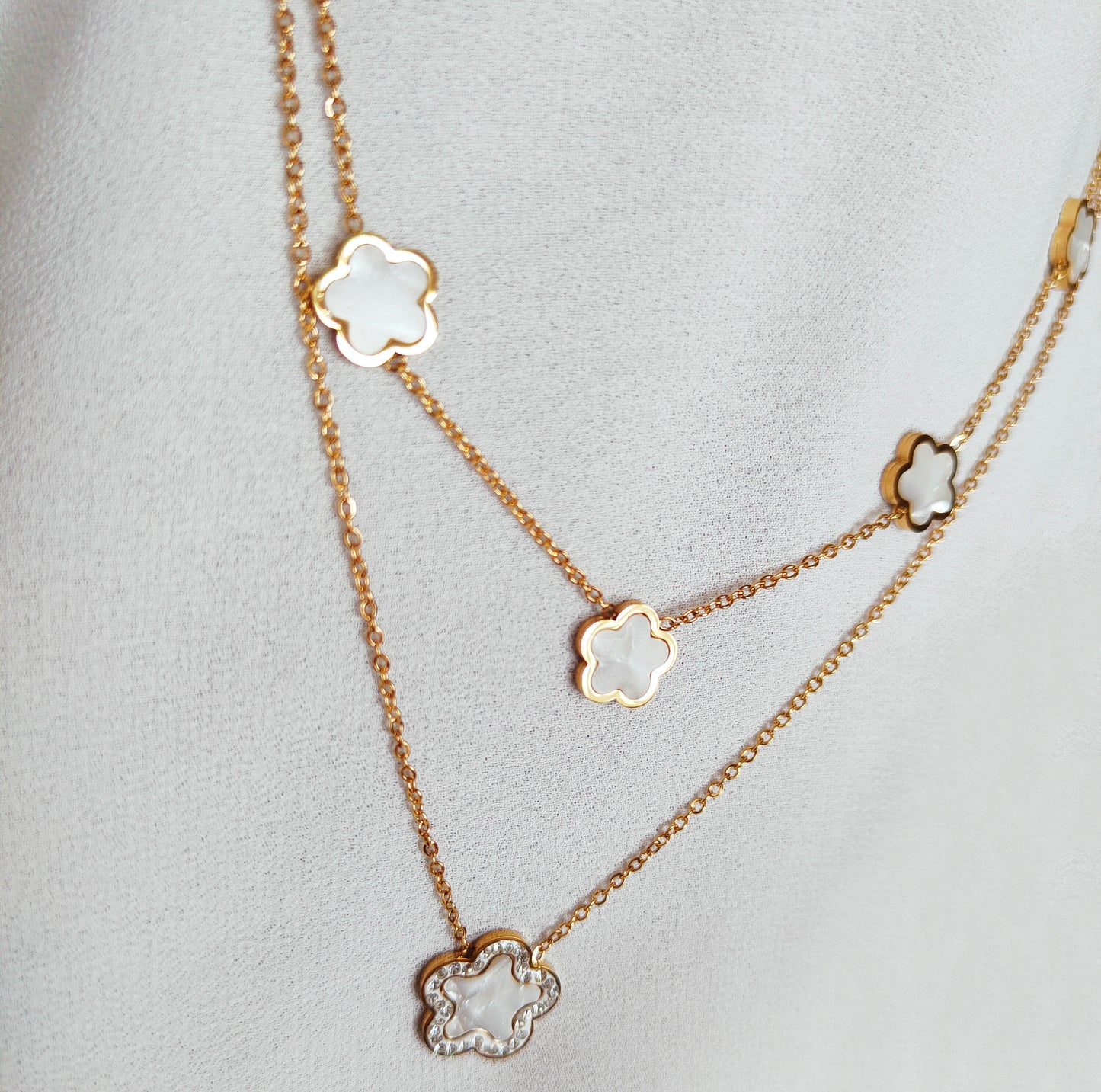 Collier double flower nacré strassé