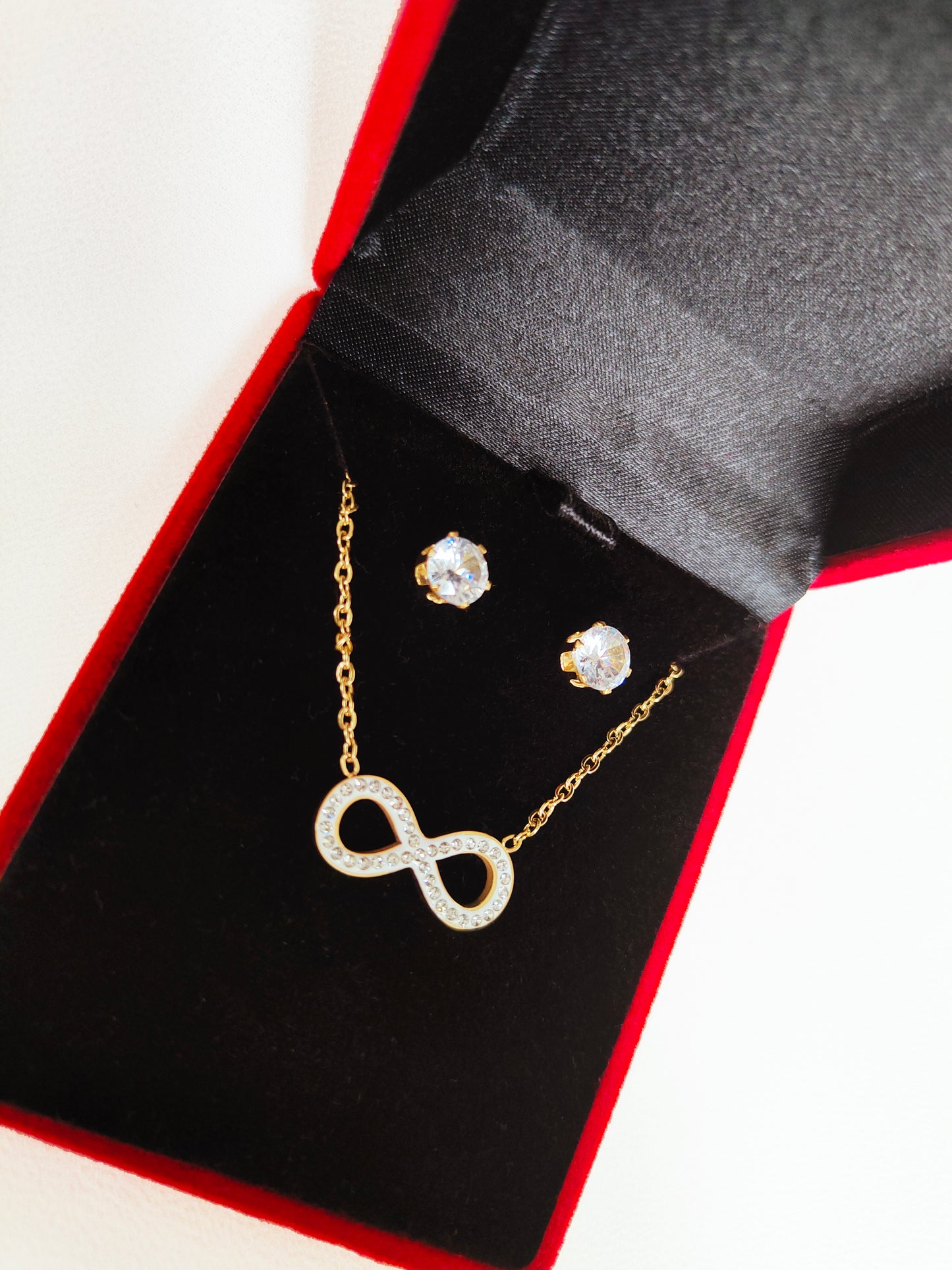 Coffret eternity strass