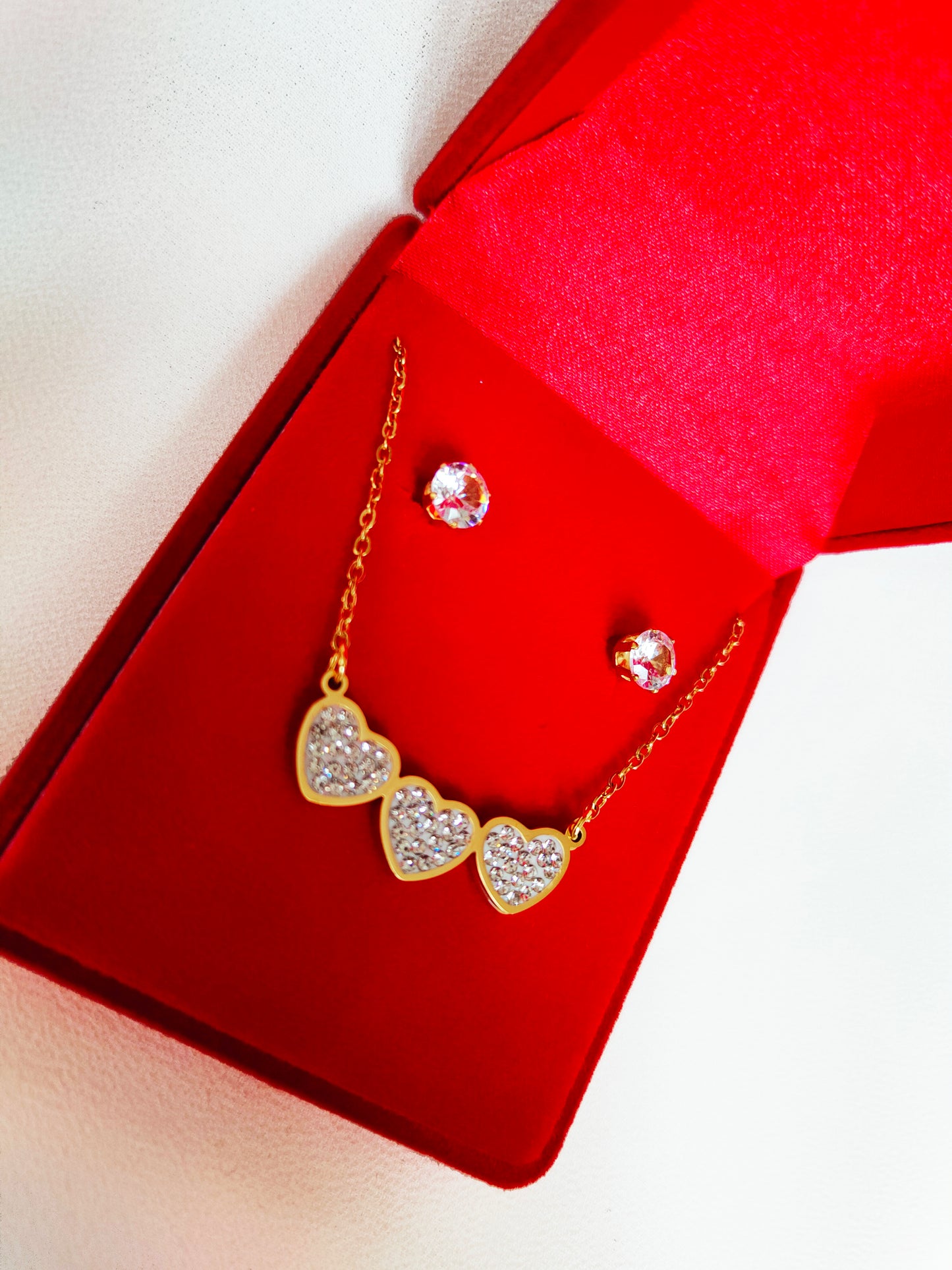 Coffret trio de coeur strassé