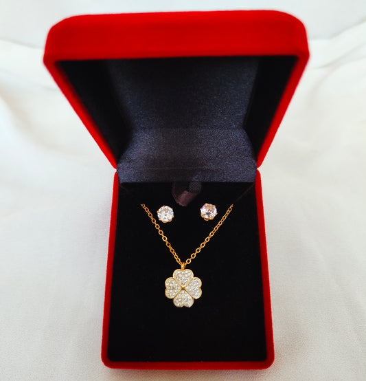 Coffret trèfle strass Acier Inoxydable