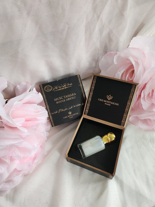 Musc Tahara Rouge Absolu Gris Montaigne Paris